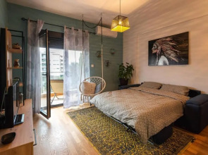 Modern, Bright and Cozy Apartment