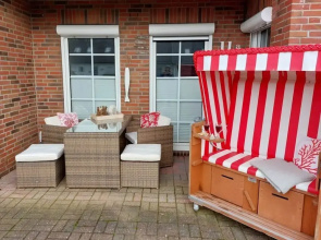 Sky Blue Comfortable Holiday Residence