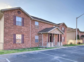 Sunny Family-friendly Branson Home!