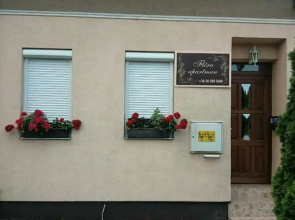 Flora Apartman