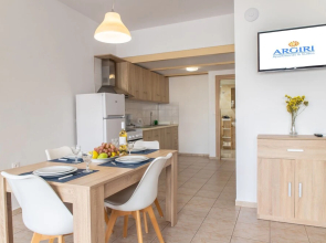 Arigiri Apartments & Suites