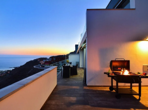 Penthouse Beyond Amadores