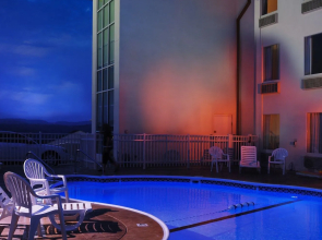 Savannah House Hotel