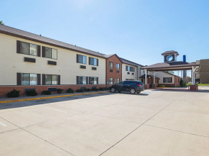 Motel 6 Waterloo, IA - Crossroads Mall - Cedar Falls