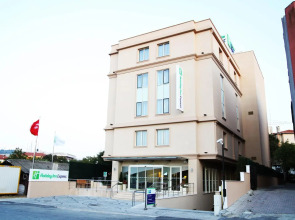 Holiday Inn Express Istanbul Altunizade by IHG