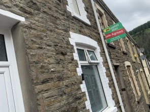 Miners Cottage Wales Sleep 6 Log Burner Pool Table