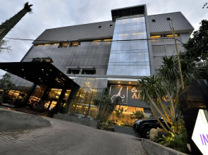 Amaroossa Cosmo Jakarta