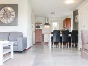 Awesome Home in Wemeldinge With 3 Bedrooms and Wifi