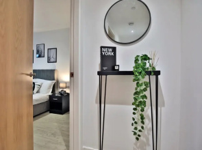 Manchester - 2-bed Apartment - Sleeps 4 - Wifi