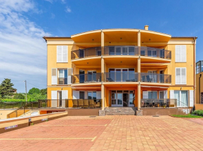 Nice Apartment in Pomer With Wifi and 1 Bedrooms