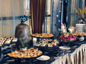 Royal Mediterranean Hotel