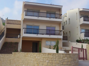 Melanos House