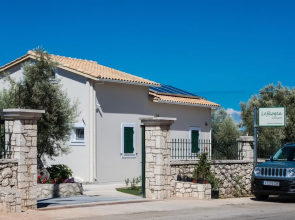 Lefkogea Villas