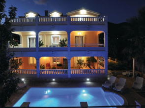 Amazing Home in Kastel Stari With Wifi and 6 Bedrooms