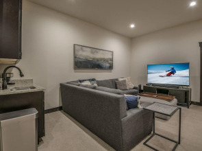 Alders 54 Outpost Dr