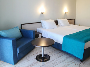 Smartline Meridian Hotel