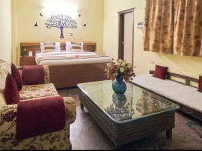 Rajdeep Villa Sector 12