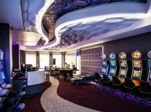 Avani Windhoek Hotel & Casino