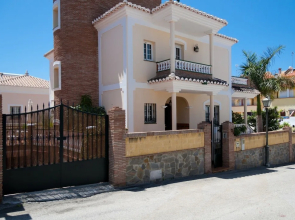 Villa Karina Canovas Nerja