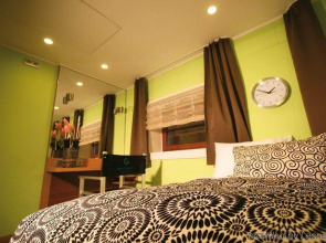 Greenyacht Hotel