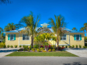 Hawaiian Hideaway Apartment 4