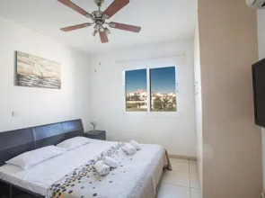 Your Dream Holiday Apartment in Paralimni, Paralimni Apartment 1215