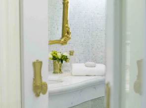 Отель The Plaza