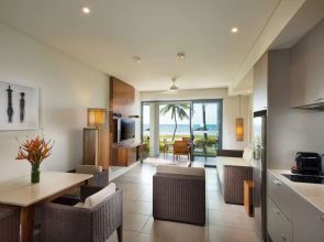 Hilton Fiji Beach Resort and Spa