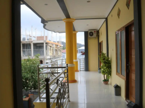 RedDoorz At Jalan Serenaru Labuan Bajo