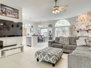 Shop & Dine at St Johns Town Center: Jax Home!