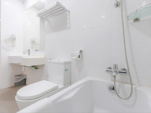 Santa Grand Hotel East Coast, a NuVe Group Collection