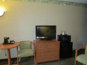 Flagship Inn and Suites