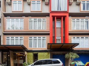 Oyo 241 Airo Hotel
