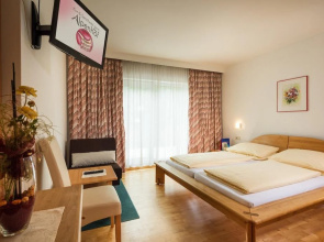Kur- und Sporthotel Garni Alpenhof