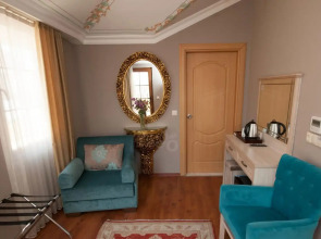 Отель Sultans Royal