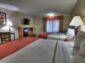 Crossroads Inn & Suites