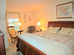 1732 Folke Stone Bed and Breakfast