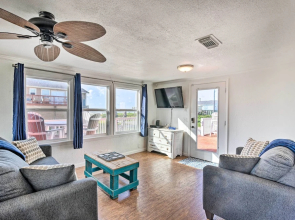 'the Spicy Crab' Freeport Home w/ Beach-view Deck!