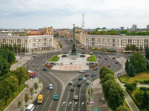 Апартаменты двухкомнатные на проспекте Независимости 44