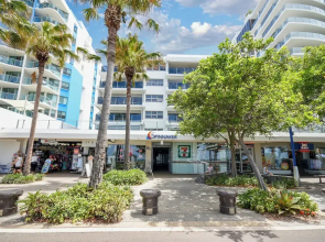 Spinnaker Apt 6- Mooloolaba Beach