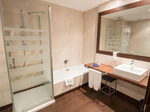 Abad San Antonio Hotel