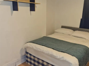 Stunning 1 bed Flat in Newport-f3