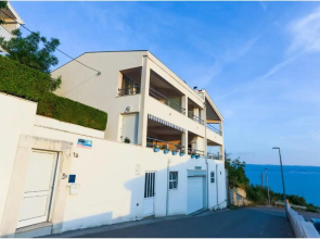 Apartments Maja
