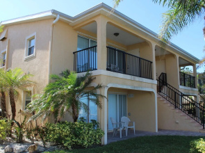 Pineapple Retreat at Coconut Villas of Dunedin - Two Bedroom Condo