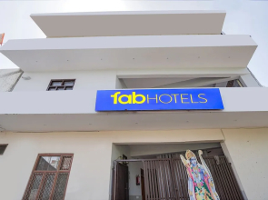 Fabhotel Siya Bihari