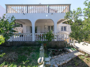 Apartment Stipe - 25m from the sea: A1 Sevid, Riviera Trogir