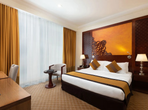 Landmark Premier Hotel