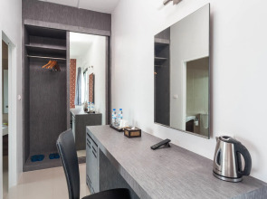 The Thames Pool Access Resort SHA+