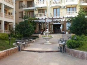 Menada Royal Bay Apartments