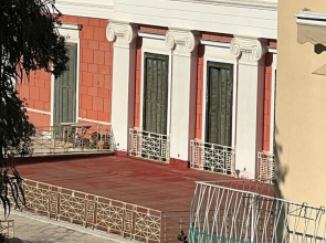 Carafa's Central Apartments